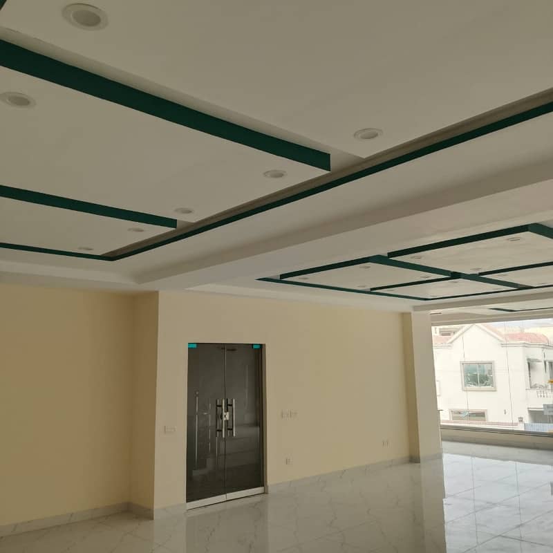 5 Marla Luxury Non Furnished Commercial Ground floor Available for Rent 25