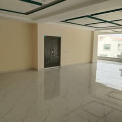 5 Marla Luxury Non Furnished Commercial Ground floor Available for Rent