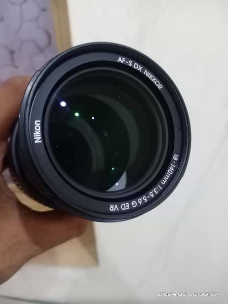 Nikon 18-140mm 3.5-5.6 VR lens Urgent sell 5