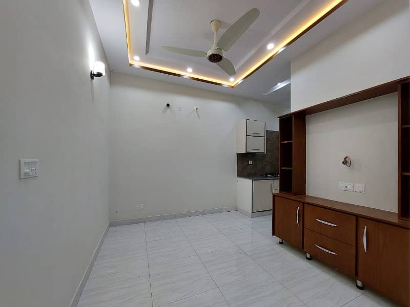 5 Marla Luxury Non Furnished House For Rent In Bahria Town Lahore 4