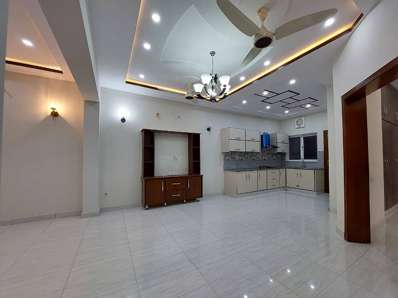 5 Marla Luxury Non Furnished House For Rent In Bahria Town Lahore 5