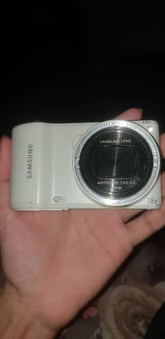 samsung camera with falsh