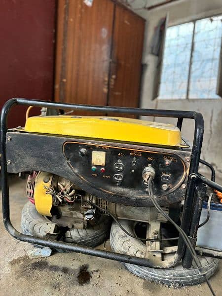 6 kv generator in good condition home used hain 4