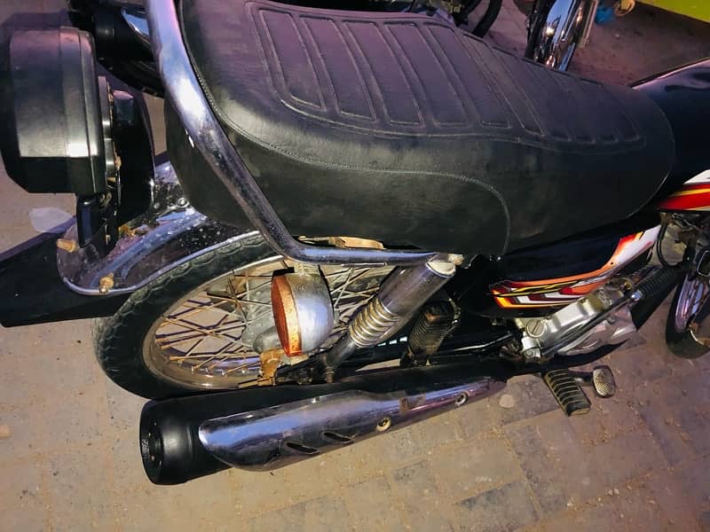 honda CG 125 2022 karachi genuine sealed 2