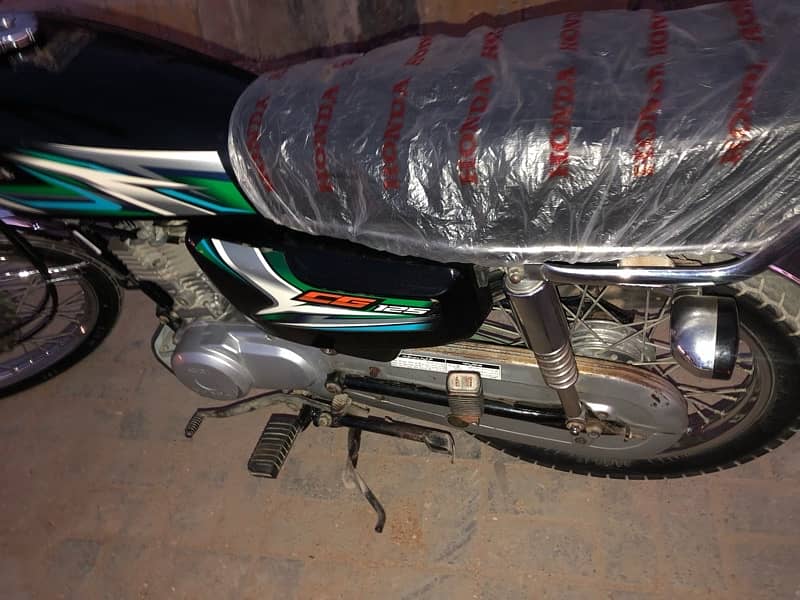 honda CG 125 2023 malir karachi sealed genuine 2