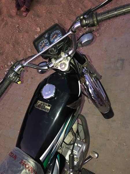 honda CG 125 2023 malir karachi sealed genuine 3