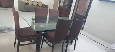 POLISHED DINING TABLE