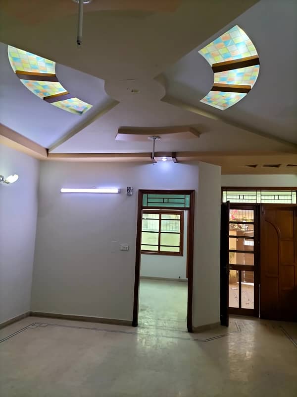 200 sq yards G+1 house for sale in kaneez fatima society 1