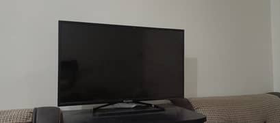 EchoStar 32inch LED TV forsale in good condition