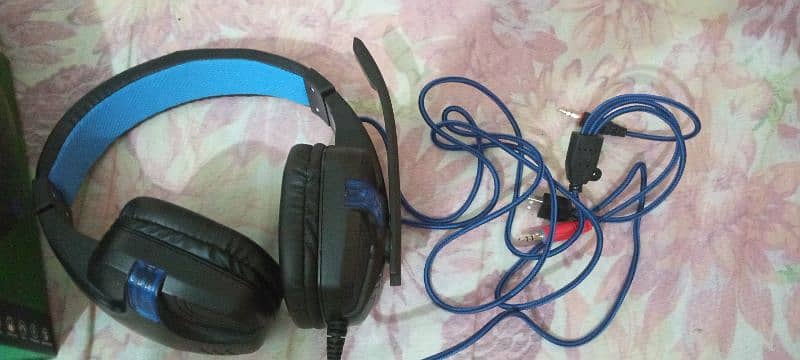 Gaming headphones 2