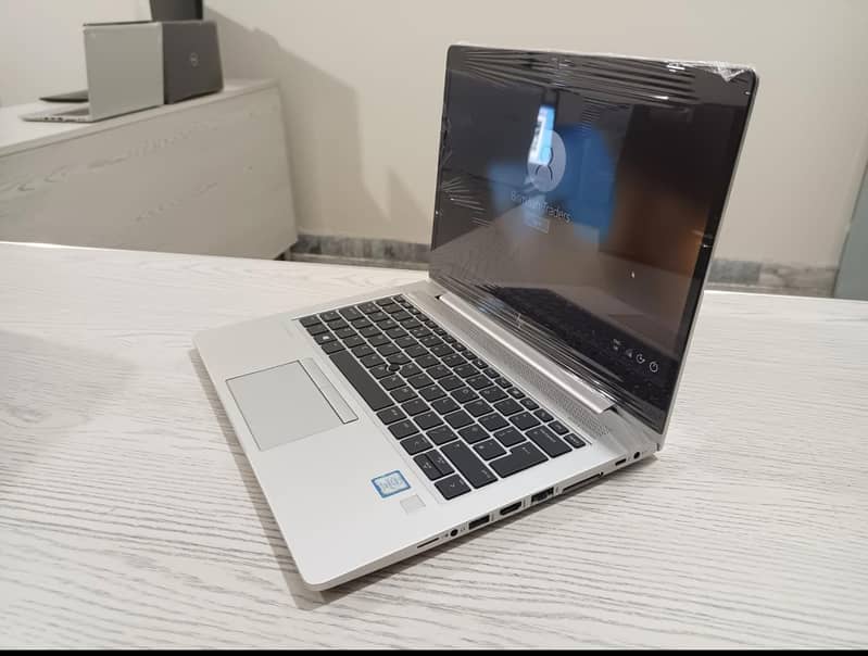 Urgent Sale A high-performance HP EliteBook 840 G6 business laptop. 4