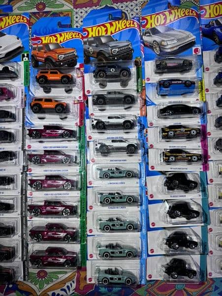 Hot Wheels 1:64 Collectables 11