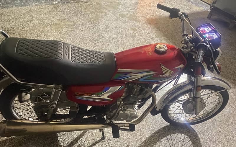 Honda 125 good condition model 23/23 just buy and drive 2