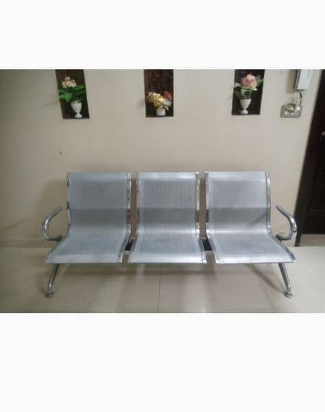 Metal sofa chairs good in condition 0