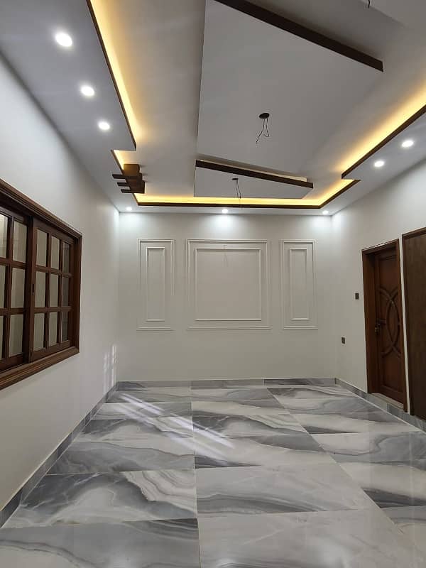 3 BED DD UPPER PORTION WITH ROOF FOR SALE IN GULSHAN-E-IQBAL 3 7