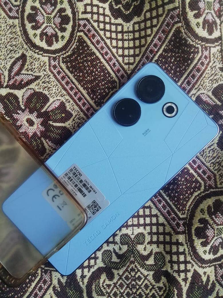 Selling Tecno Cammon 20 Pro in A plus condition 5