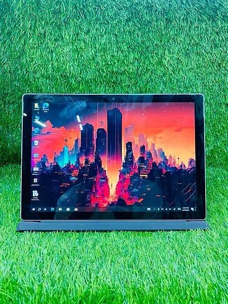 Microsoft Surface Pro 5 | i7 7th Gen |
10/10 Sale or Exchange 1