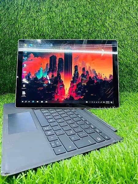 Microsoft Surface Pro 5 | i7 7th Gen |
10/10 Sale or Exchange 3