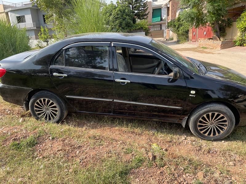 Toyota Corolla XLI 2006 Lahore number 17