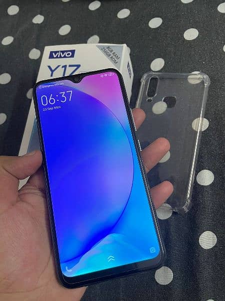 Vivo Y17 8/256GB pta approved 0