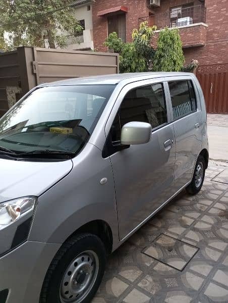 Suzuki Wagon R 2022 4