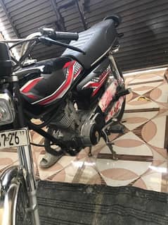 Honda 125 CR crown 2017 model  CG nai ha