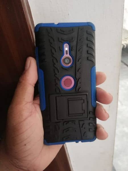 sony xperia xz3 edge 4 64 with cover 1