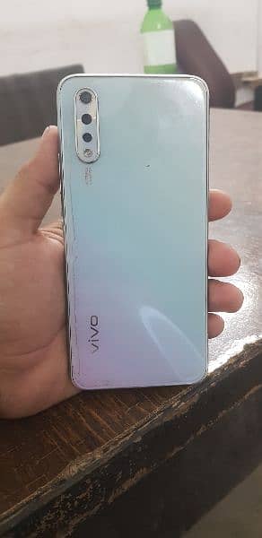 vivo y7s 8/256 1