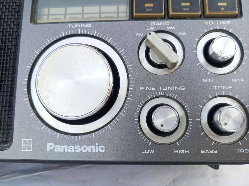 Radio Panasonic 4 band 1