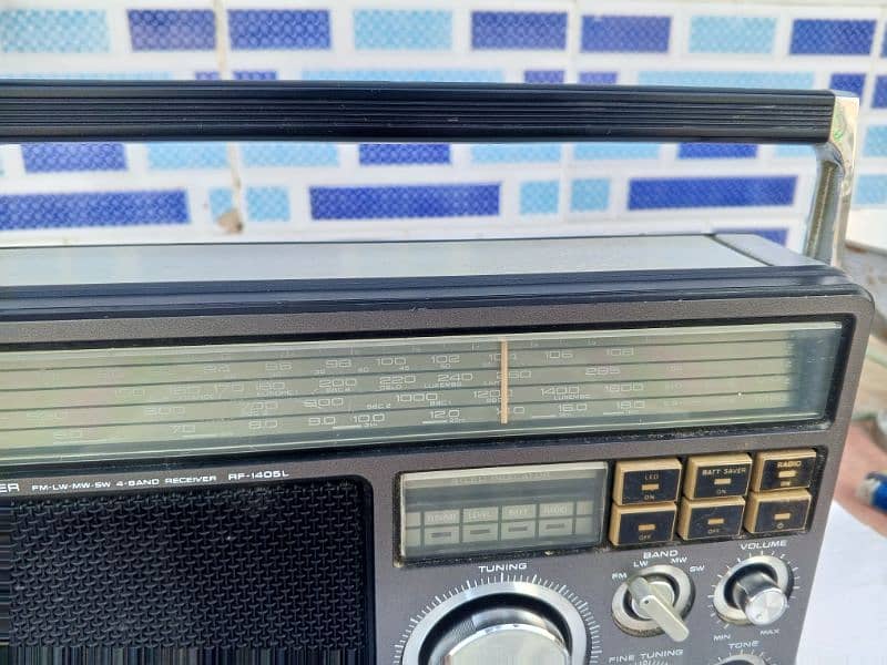 Radio Panasonic 4 band 5