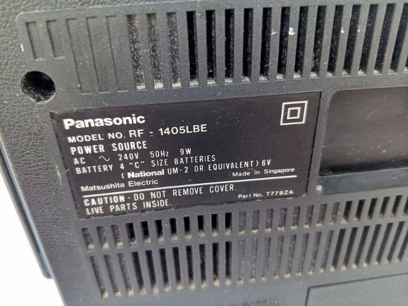 Radio Panasonic 4 band 9