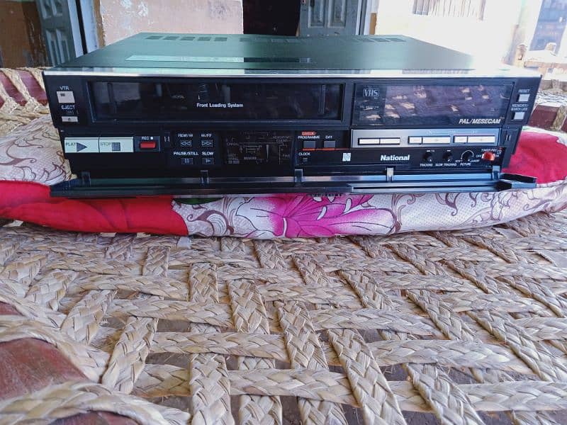 national G 10 new VCR 4