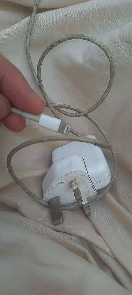 iPhone original cabil and charger urgent sale 0