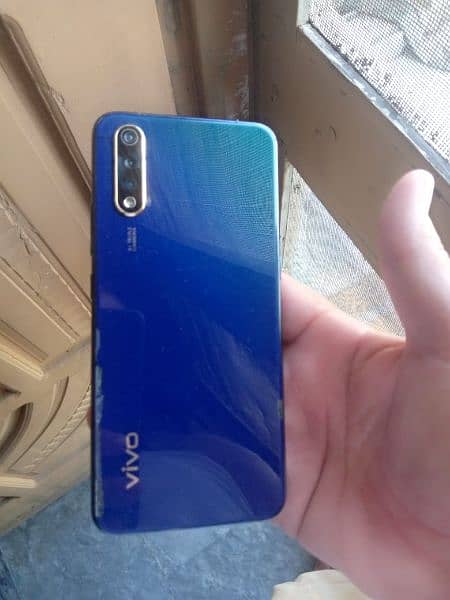 vivo s1 1