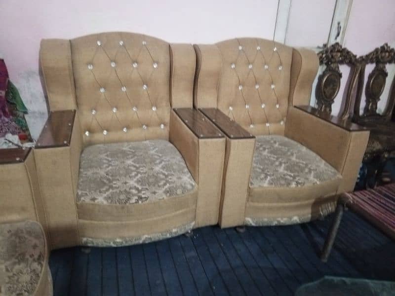 5 seater heavy sofa excellent condition 1