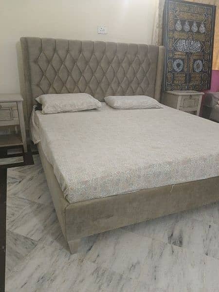 bed with side tables 2