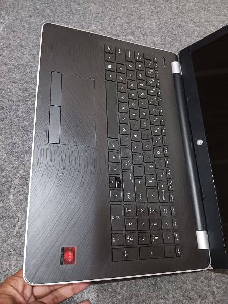 Hp Core i3,7th generation,4Gb ram,256Gb m2 SSD,15.6 inch numpad 8