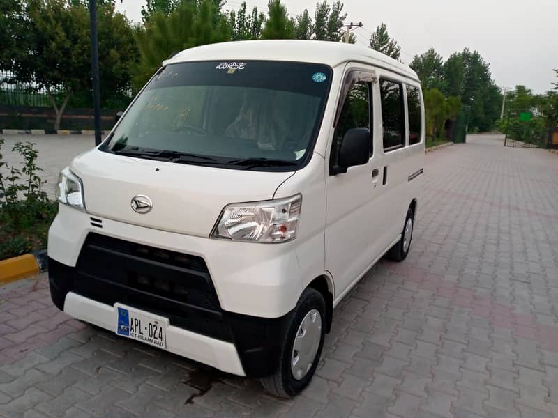 Daihatsu Hijet 2018 6