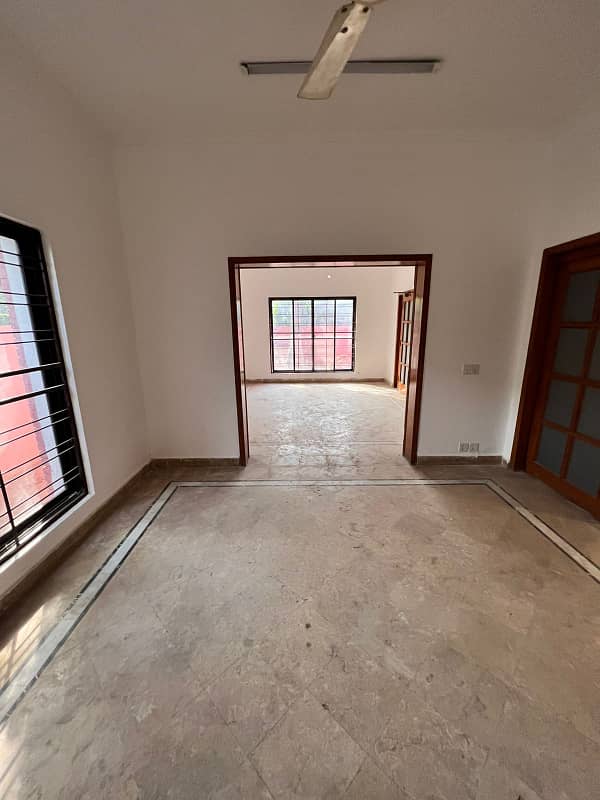 Gulberg Kanal House Available For Rent Office Use In Gulberg 1 Gulberg 2 Gulberg 3 Garden Town Model Town 15