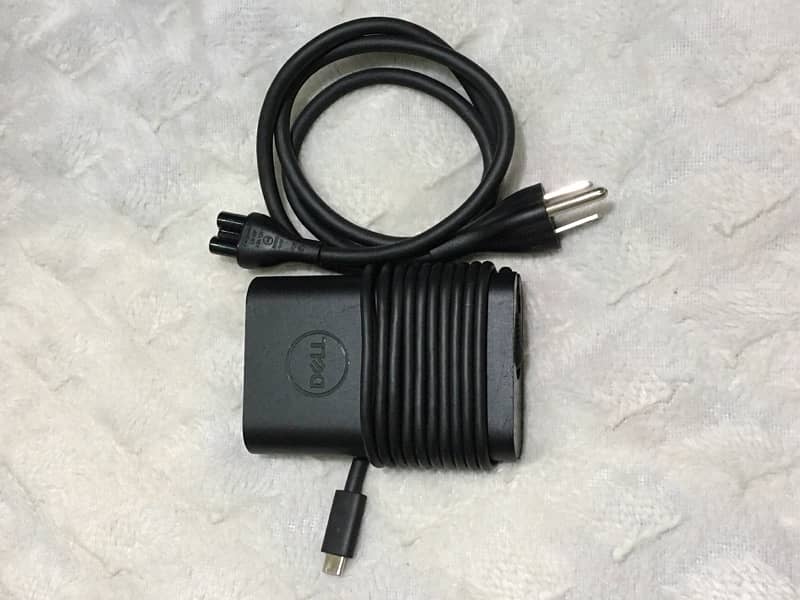 Dell 65W USB-C Laptop Power Adapter 3