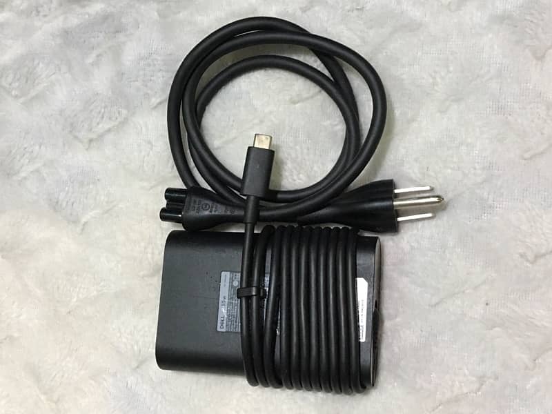 Dell 65W USB-C Laptop Power Adapter 4