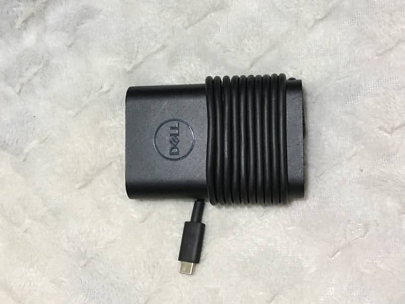 Dell 65W USB-C Laptop Power Adapter 9