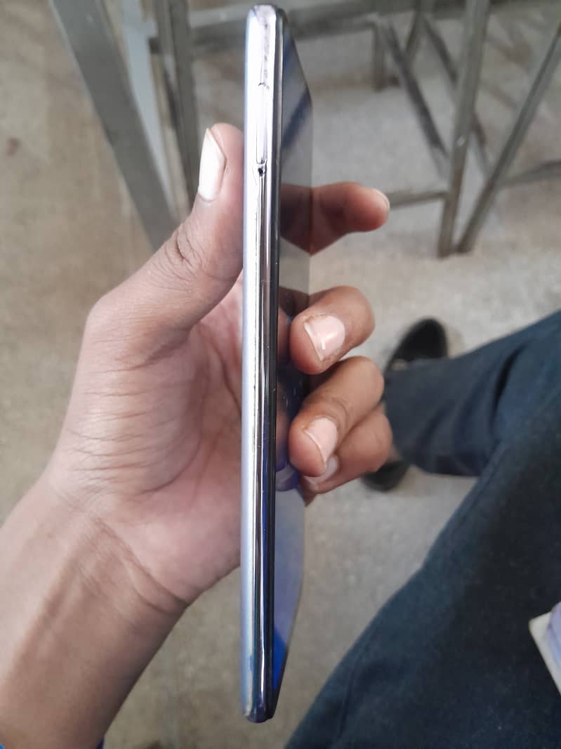 infinix note 10 pro (8+128) 4