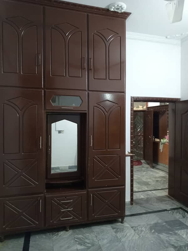 5 marla ground portion is available for rent with all facilities (without drawing room) 6