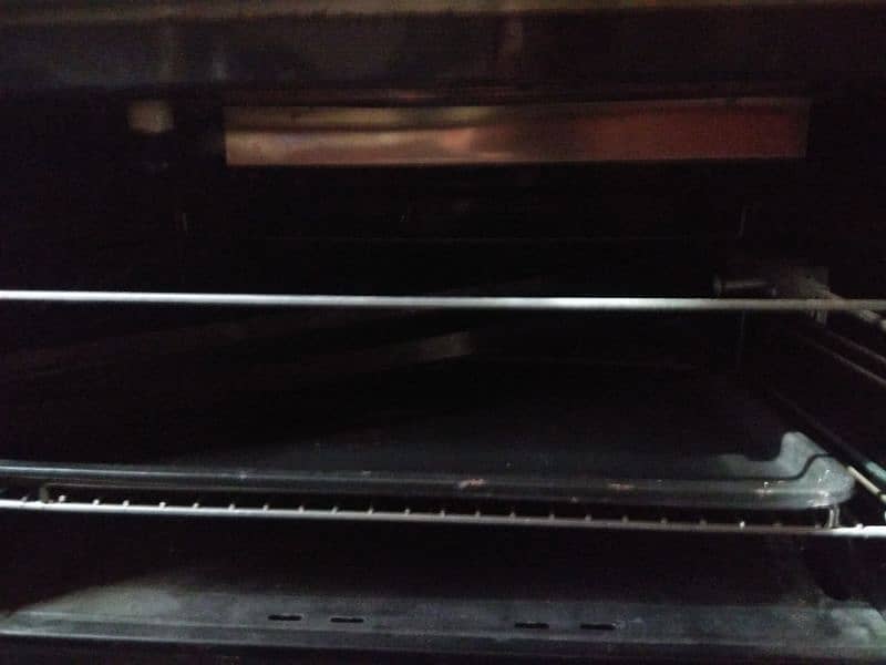 Cooking Range with 5 burners for Sale 4