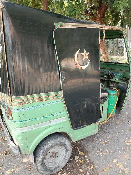 Auto rickshaw 2