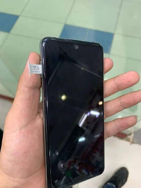 Aquos r3 128 GB 1