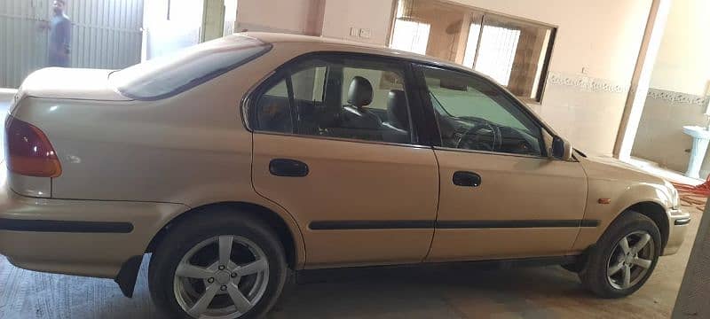 Honda Civic VTi 1998 3