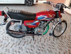 Honda 125cc foji person use 10 by 10 condition red colour 0