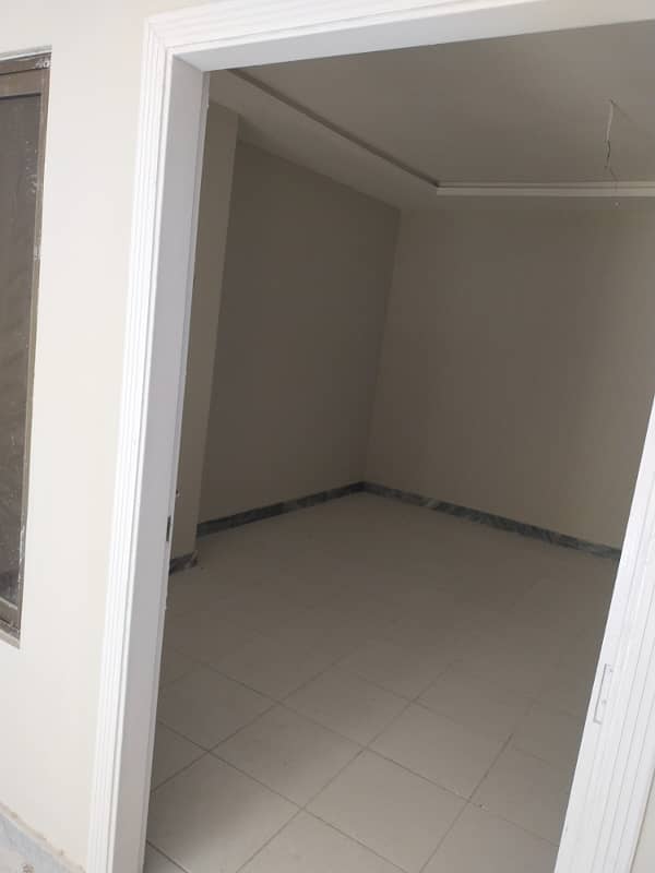 1 Bed Apartment Ready To Move Available 2